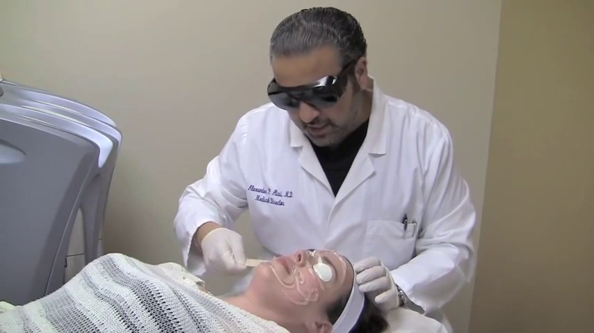 Video thumbnail showing Dr. Ataii performing IPL photorejuvenation on a patient.